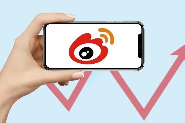 怎样同时在一台电脑上登录两个微博啊？